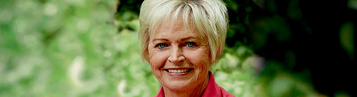 Hilda Heick i samtale i boghandlen