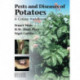 Diseases, Pests and Disorders of Potatoes: A Colour Handbook