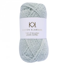 Clinique - Recycled Bottle Yarn