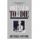 Dressed to Die: A Lindsay Chamberlain Novel