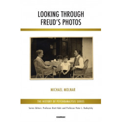 Looking Through Freud's Photos