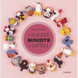 Hæklede minidyr i luften