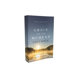 NKJV, Grace for the Moment Daily Bible, Softcover, Comfort Print