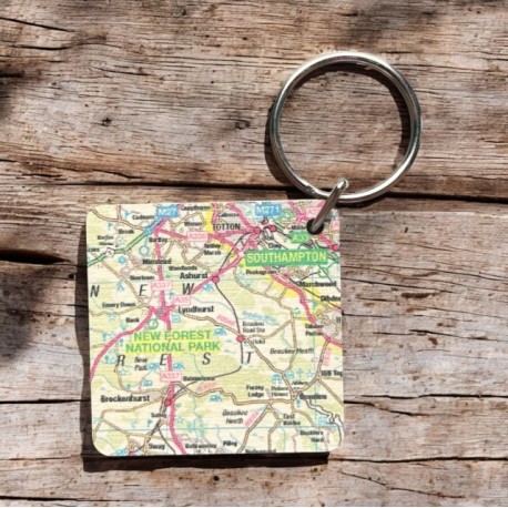 OS Map Wooden Square Key-ring - New Forest National Park