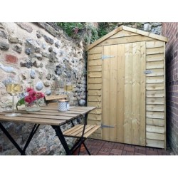 Courtyard Jigsaw Puzzle (500 pieces)