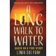 A A Long Walk to Water: International Bestseller Based on a True Story