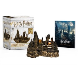 Harry Potter Hogwarts Castle and Sticker Book: Lights Up!