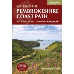 The Pembrokeshire Coast Path: NATIONAL TRAIL - Amroth to St Dogmaels