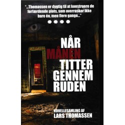 Når månen titter gennem ruden