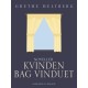 Kvinden bag vinduet