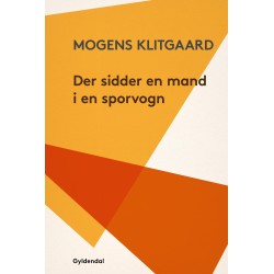 Der sidder en mand i en sporvogn