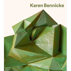 Karen Bennicke: Spatial Destabilization