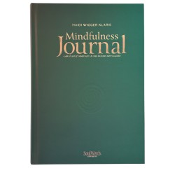 Mindfulness Journal: - lær at leve et mindfuldt liv med naturen som vejleder