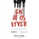 En af os lyver