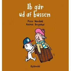 Ib går ud af bussen