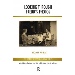 Looking Through Freud's Photos